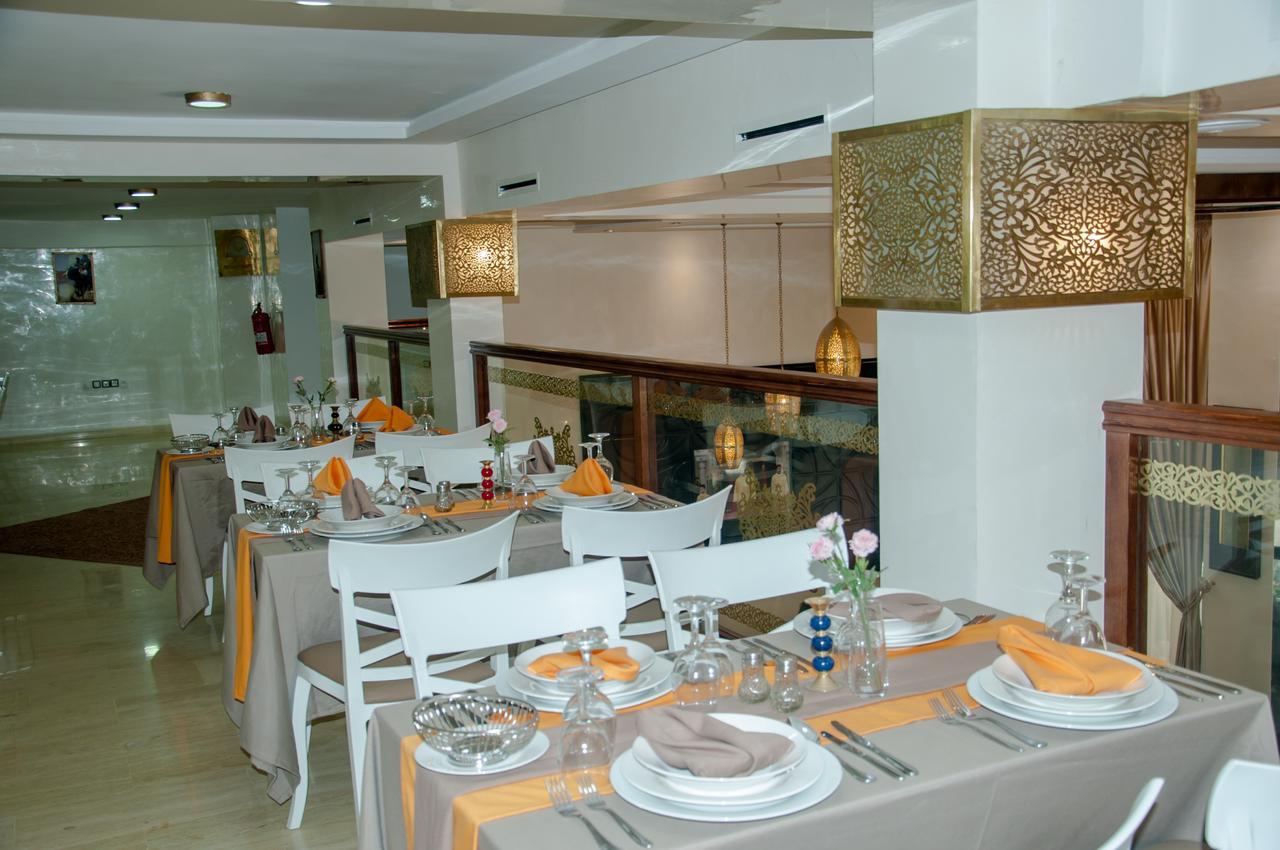 Sania Hotel Sidi Bennour Esterno foto